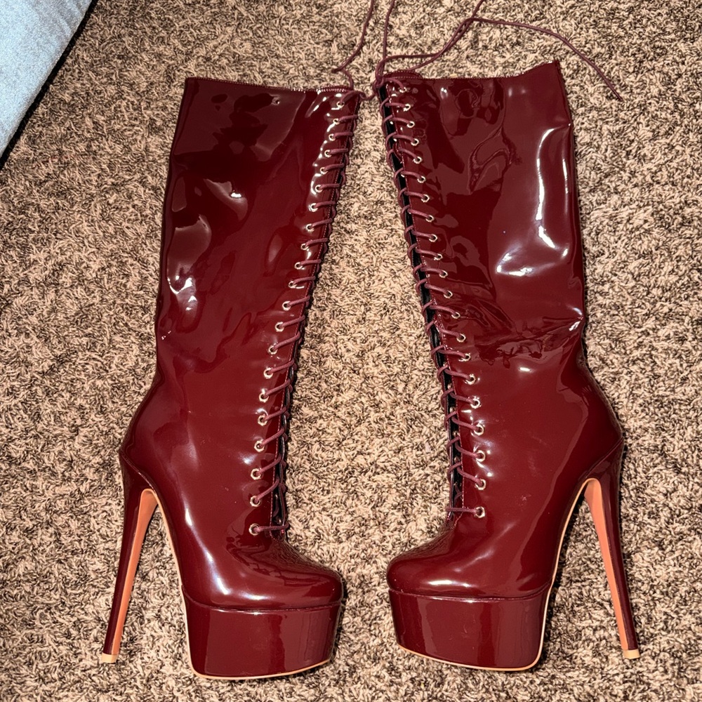 NEW ANN CREEK Women's 'Niwen' Knee High Heels Platform Lace Up Boots WINE COLOR